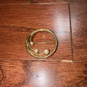 Monet Brooch Gold Tone Round Swirl Layered Faux Pearls Open Center Signed 1.25"